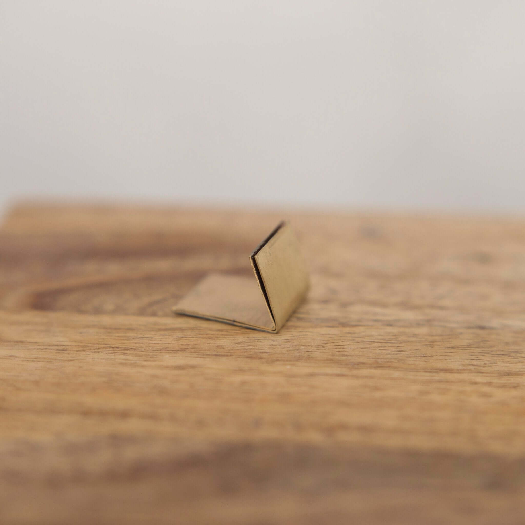 affirmation card stand metal clip